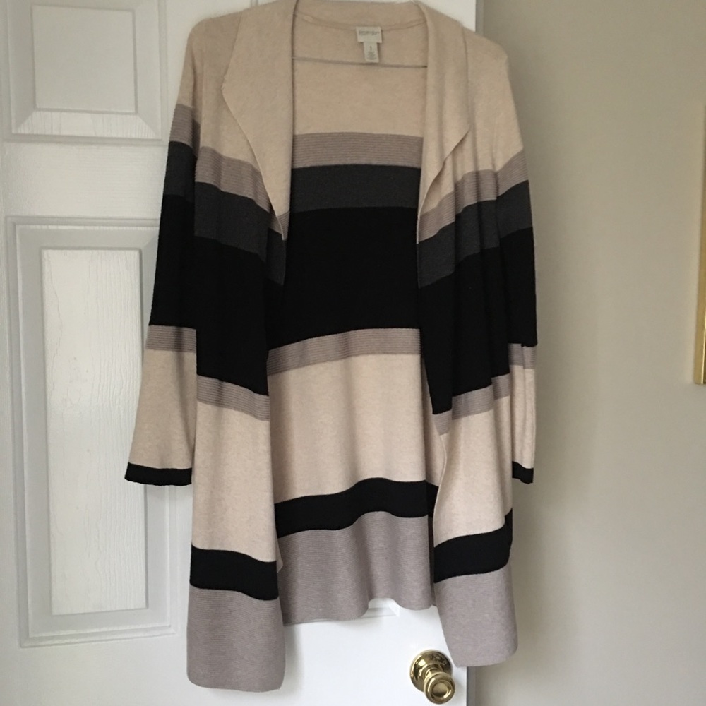Chico’s size MED long cardigan